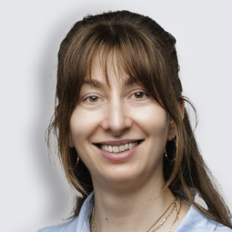 Porträt-Foto von Hannah Seiß