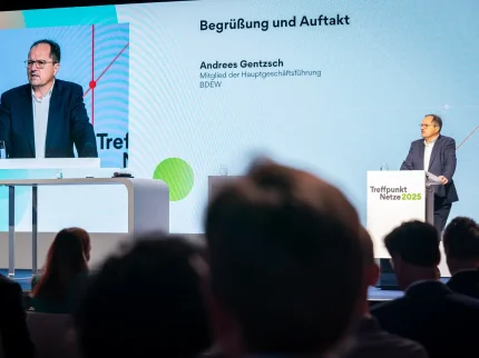 Foto der Eröffnungsrede auf dem Treffpunkt Netze 2025